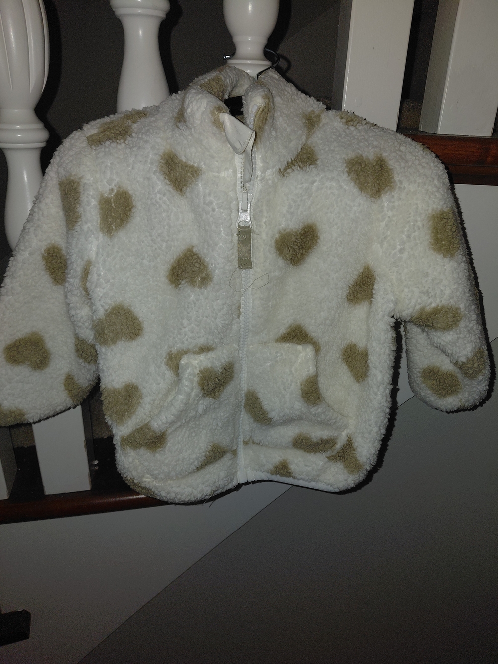 Fuzzy Cream Sherpa Jacket with Tan Heart Print Size 12 Months